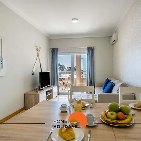 #139 Quinta Da Barracuda C04 Flat By Holidays