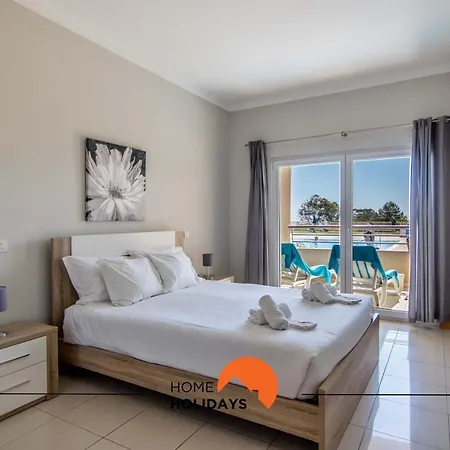 #139 Quinta Da Barracuda C04 Flat By Holidays Albufeira