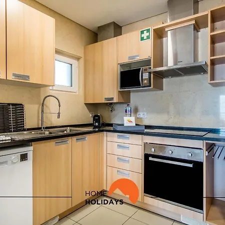 #139 Quinta Da Barracuda C04 Flat By Holidays Albufeira