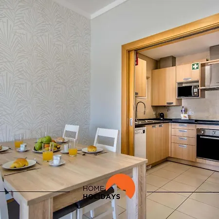 #139 Quinta Da Barracuda C04 Flat By Holidays